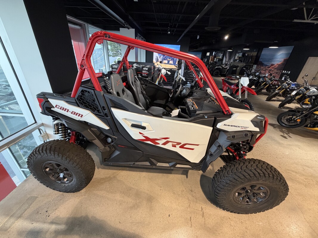 2026 Can-Am Maverick™ Sport X rc 1000R, photo 14