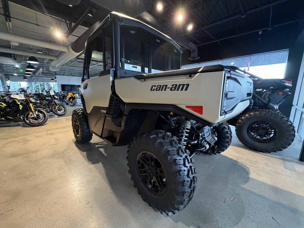 2026 Can-Am Defender Limited HD11, photo 20