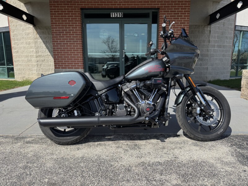 2025 Harley-Davidson® Low Rider® ST Iron Horse Metallic - Black Finish