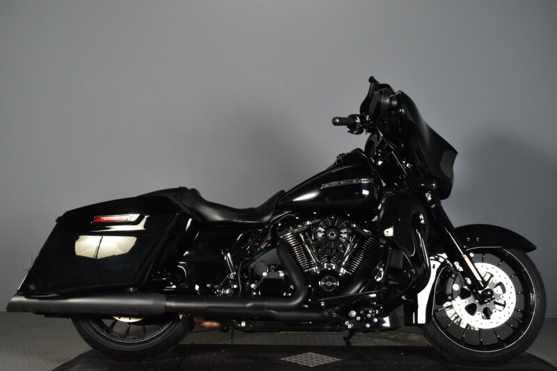 2018 Harley-Davidson® Street Glide® Special FLHXS