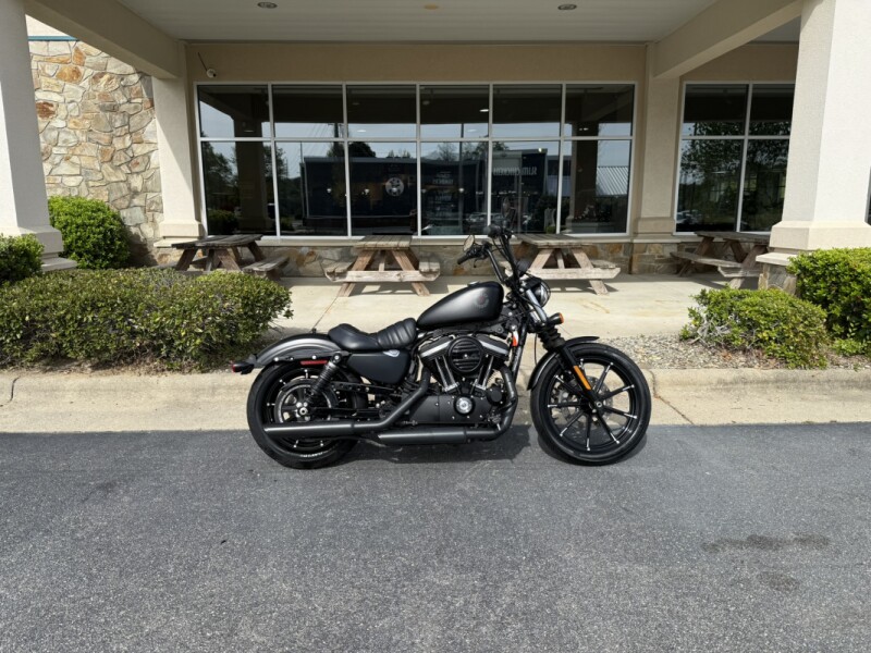 XL 883N 2021 Iron 883™