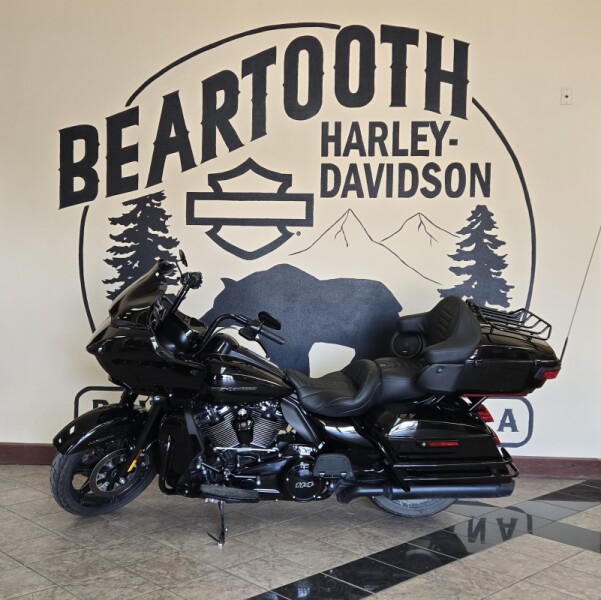 2021 Harley-Davidson® Road Glide® Limited Vivid Black