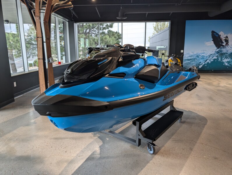 2026 Sea-Doo RXP-X 325 Tech Package with BRP Premium Audio and iBR® Abyss Blue / Gulfstream Blue