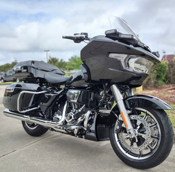 2026 Police Road Glide
