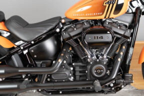 2024 Harley-Davidson® Street Bob® 114 FXBBS thumb 2