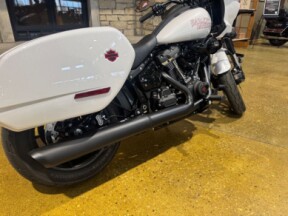 Harley-Davidson® Low Rider® ST 2026 FXLRST WHITE ONYX PRL thumb 1