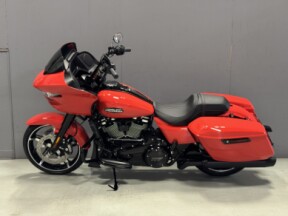 FLTRX 2026 Road Glide® thumb 1