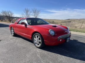 2002 Ford Thunderbird thumb 3