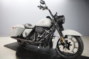 2025 Harley-Davidson® Road King™ Special FLHRXS thumb 2