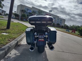 2026 Police Road Glide thumb 0