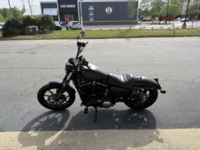 XL 883N 2021 Iron 883™ thumb 1
