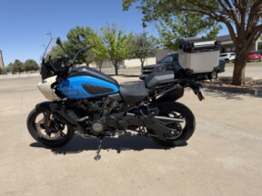 2022 Harley-Davidson® Pan America™ 1250 Special Fastback Blue/White Sand Pearl thumb 0