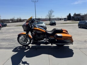 2026 Harley-Davidson® CVO Street Glide Torched Orange CVO Tri-Tone thumb 0