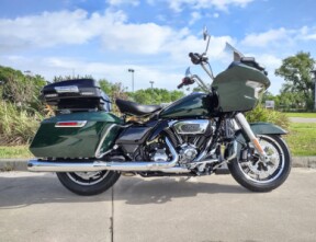 2026 Police Road Glide thumb 3