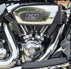 2026 Police Road Glide thumb 2