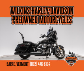 2017 HARLEY-DAVIDSON FLHXS STREET GLIDE SPECIAL in Vivid Black thumb 2