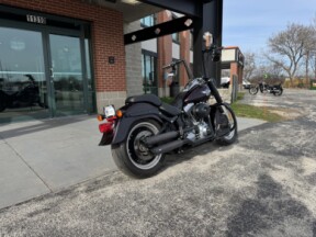 2014 Harley-Davidson® Fat Boy® Blackened Cayenne thumb 3