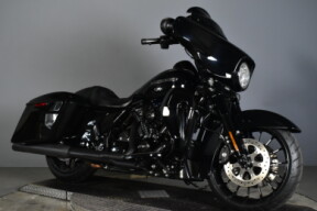 2018 Harley-Davidson® Street Glide® Special FLHXS thumb 2