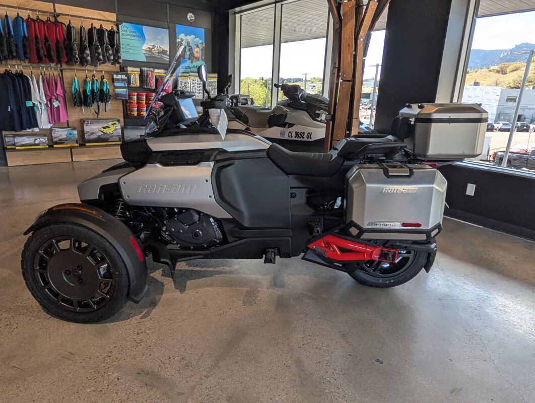 2026 Can-Am Canyon™ XT, photo 8