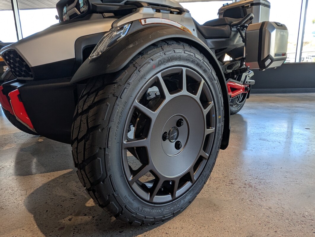 2026 Can-Am Canyon™ XT, photo 12