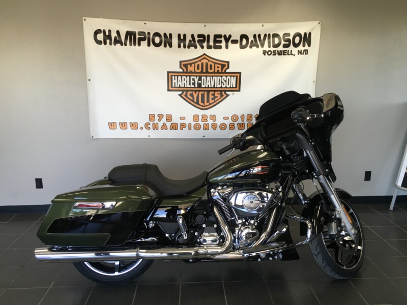 Street Glide®