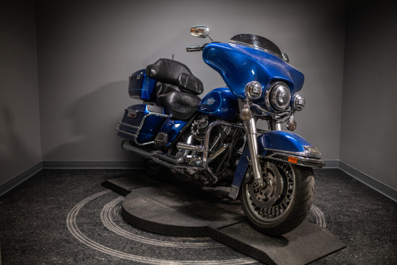 2009 Electra Glide® Classic (FLHTC)