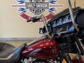 2018 Harley-Davidson Street Glide Special thumb 3