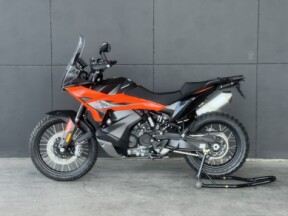 2026 KTM 790 ADVENTURE BLACK thumb 1