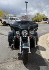 2024 Tri Glide® Ultra FLHTCUTG thumb 0