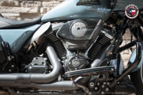 2024 Harley-Davidson® Road Glide™ Sharkskin Blue - Black Finish thumb 2