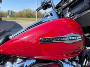 2021 Harley-Davidson® Street Glide® Billiard Red thumb 0