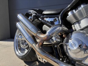 V-Rod thumb 3