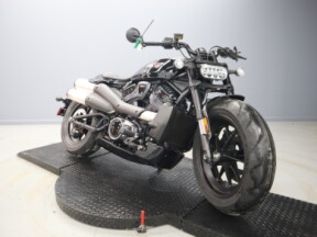 2026 Harley-Davidson® Sportster™ S RH1250S thumb 2