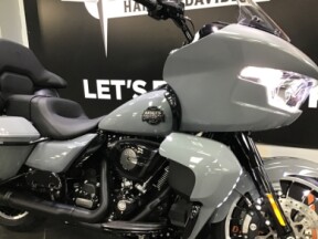 2026 Harley-Davidson® Road Glide Limited Dark Billiard Gray Black Trim thumb 1