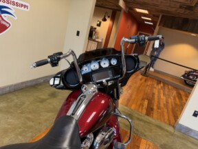 2018 Harley-Davidson Street Glide Special thumb 1