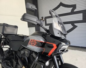 2026 Harley-Davidson® Pan America 1250 Limited thumb 2