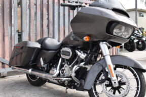 2023 Harley-Davidson® Road Glide® Special FLTRXS thumb 0