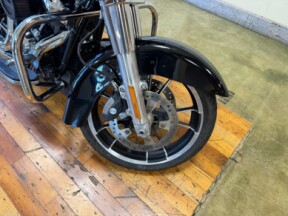 2021 Harley-Davidson® Street Glide® Vivid Black thumb 0