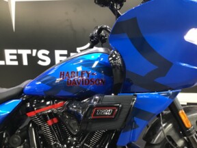 2026 Harley-Davidson® CVO Road Glide ST Electric Coast thumb 3
