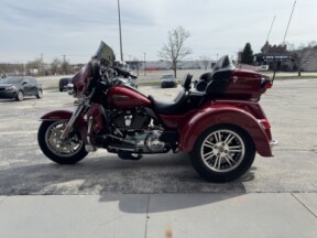 2022 Harley-Davidson® Tri Glide® Ultra thumb 0