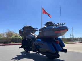 2022 Harley-Davidson® FLHTK  Ultra Limited Reef Blue/Vivid Black 661399 thumb 0