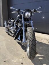 V-Rod thumb 2