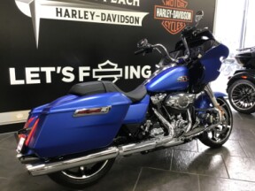 2026 Harley-Davidson® Road Glide® Aurora Blue Denim Chrome Trim thumb 1