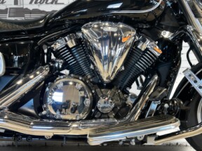 2014 Yamaha V Star 1300 Black thumb 1