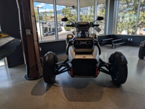 2026 Can-Am Canyon™ XT thumb 3