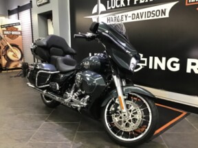 2026 Harley-Davidson® Street Glide Limited Iron Horse Metallic Chrome Trim thumb 2