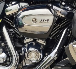 Harley-Davidson® Tri Glide® Ultra 2021 thumb 2