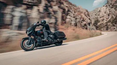 2026 Harley-Davidson® CVO™ Street Glide® ST vs Rivals for Tampa FL Riders