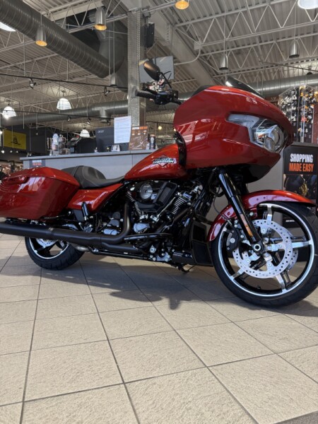 FLTRX 2025 Road Glide™