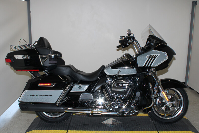 2019 Harley-Davidson Road Glide Ultra Grand American Touring FLTRU